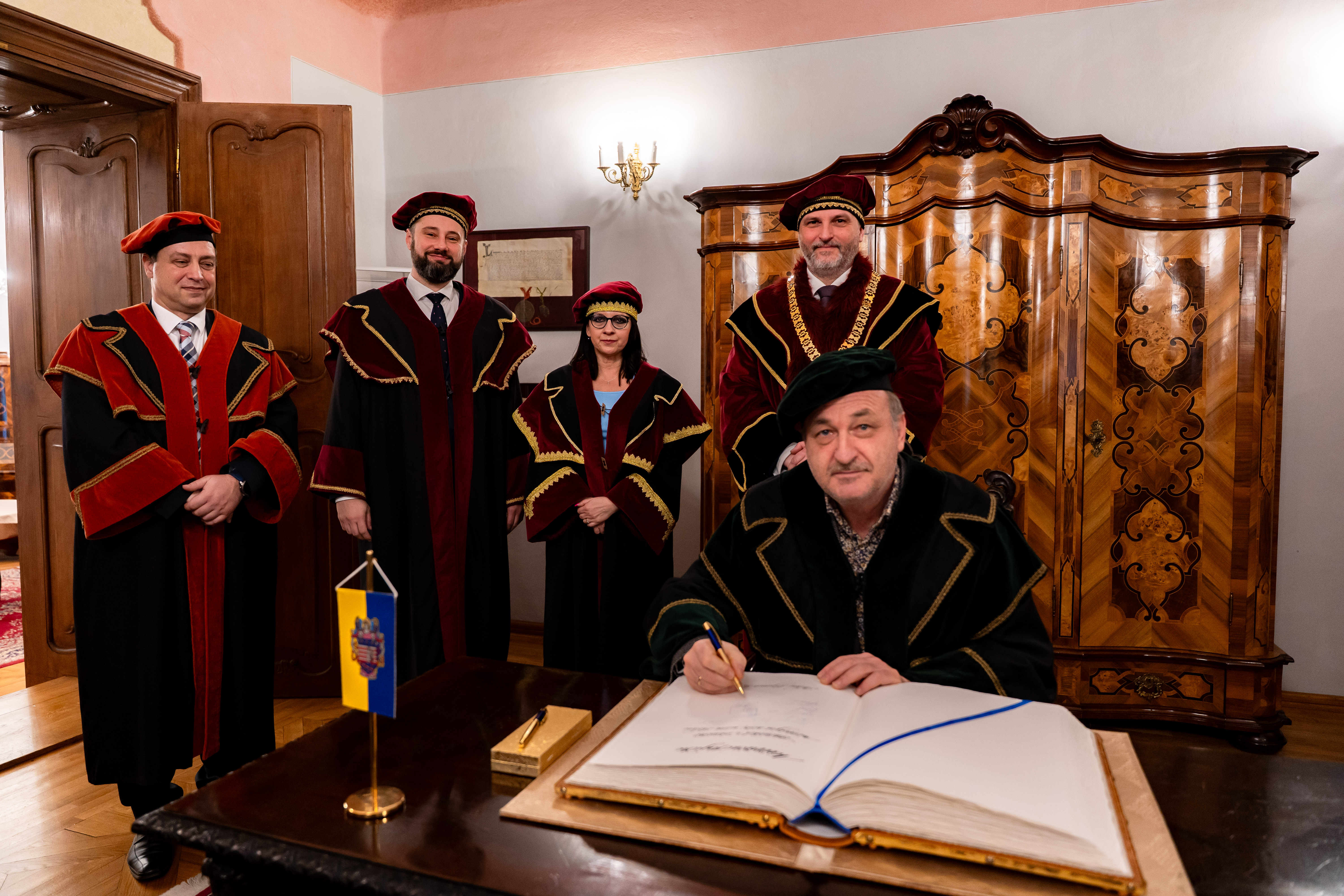  prijatie starostov Mestskych casti v Kosiciach.-59